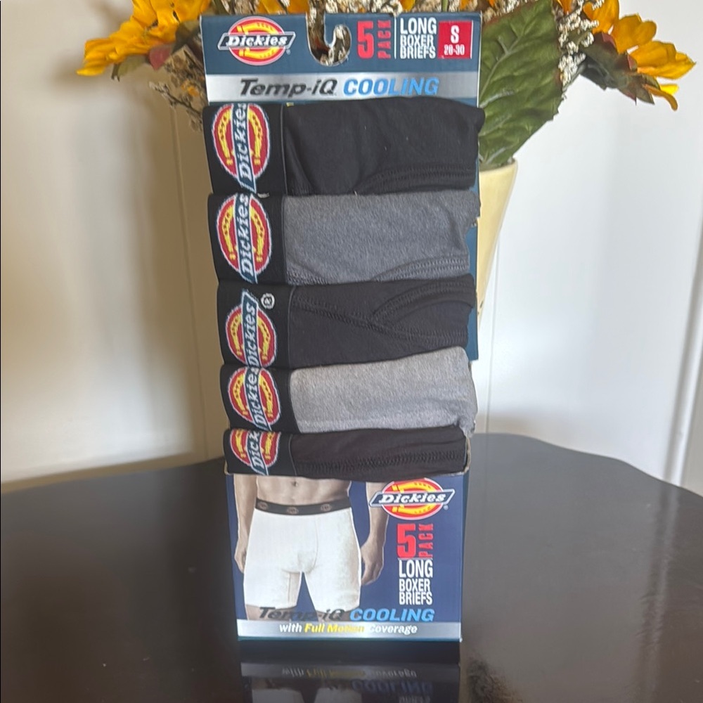 New Dickies 5 Pack Long Boxer Briefs Temp-IQ Cooling. Size S 28-30